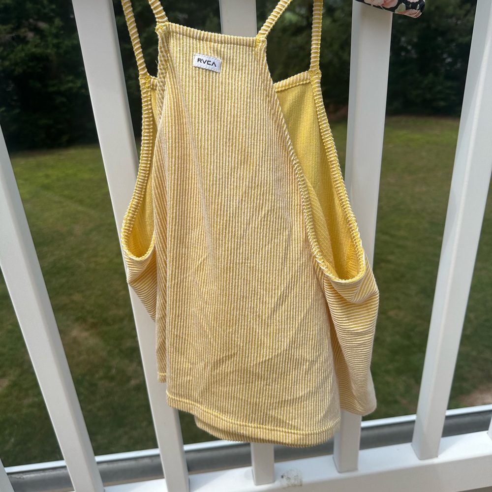 Yellow Ribbed Tank Top - Picture 3 of 5